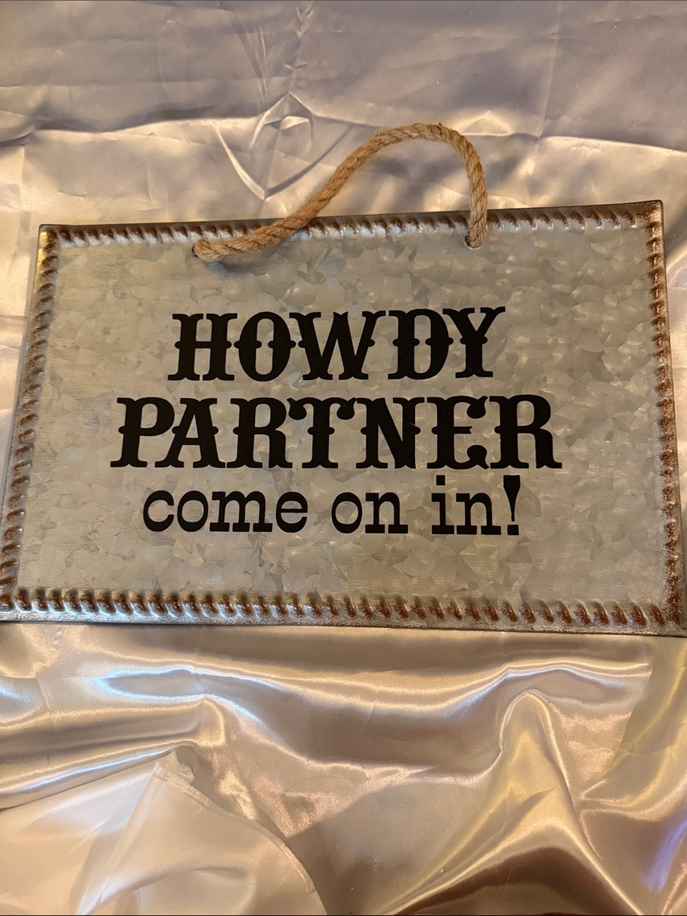 Howdy Partner Metal Welcome Sign - Black on Galvanized Finish